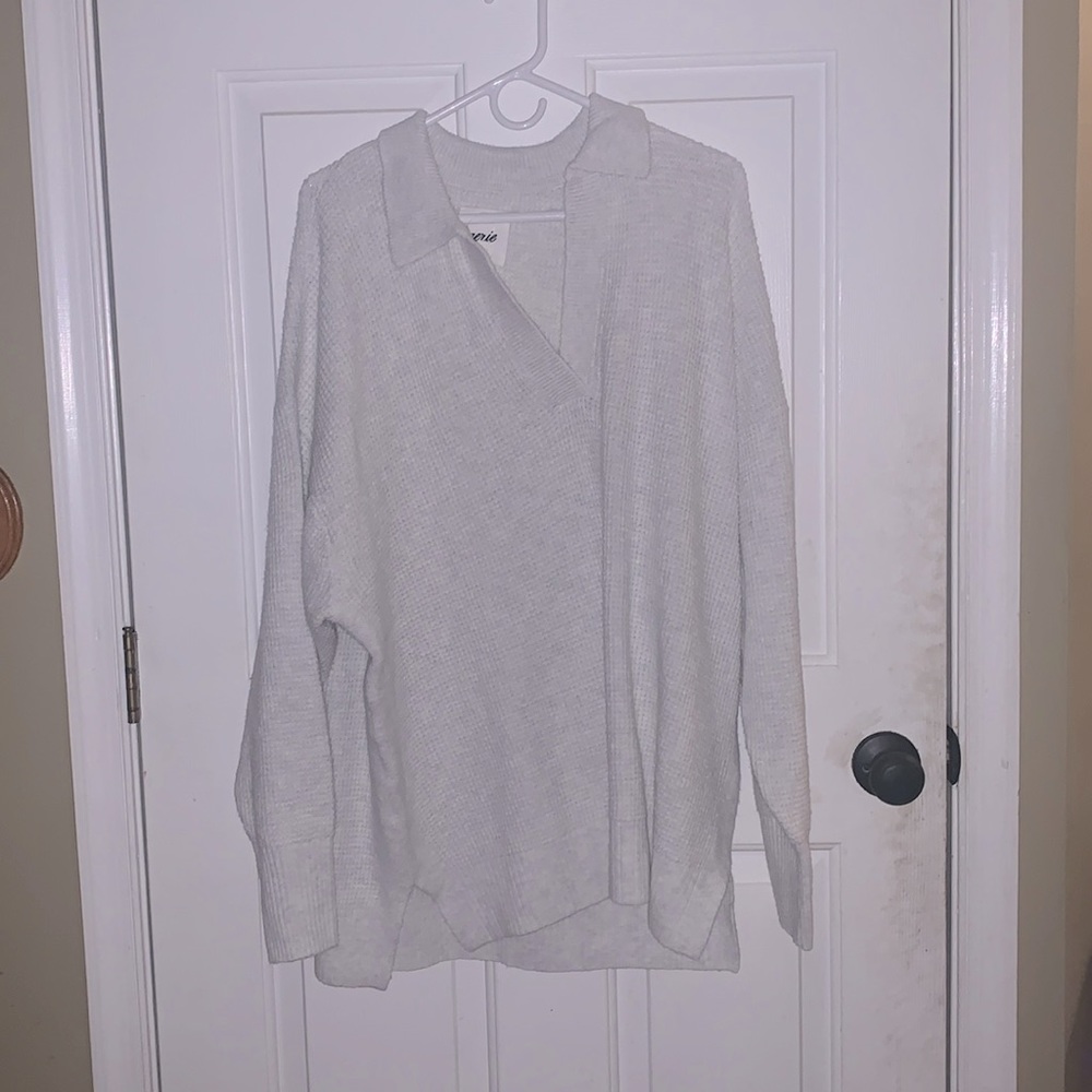 Aerie large white/off white sweater v neck
